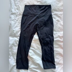 Lululemon ultra high waist aligns size 10 with 21 inch inseam
